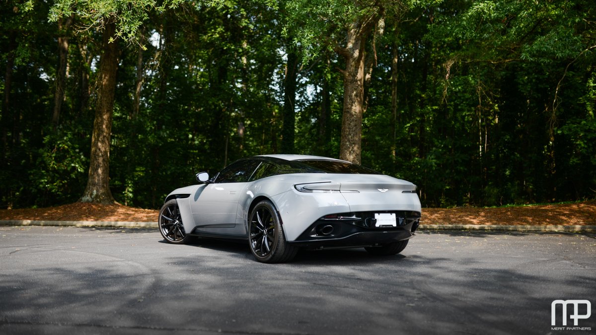 2018 Aston Martin DB11 L05004