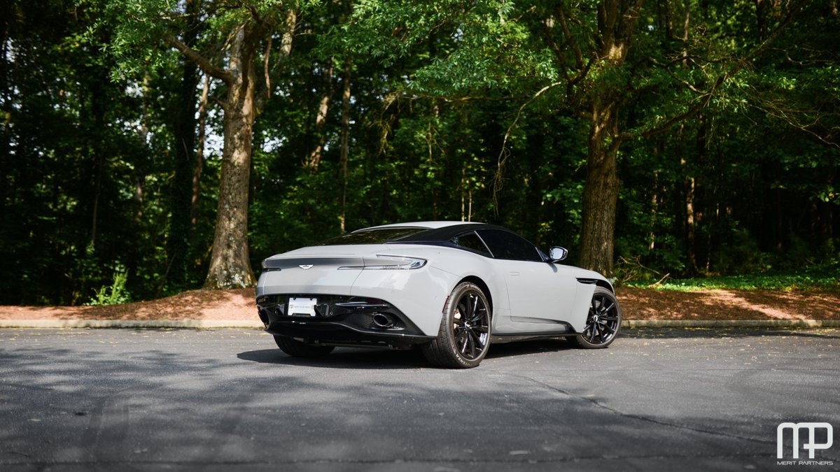 2018 Aston Martin DB11 L05004