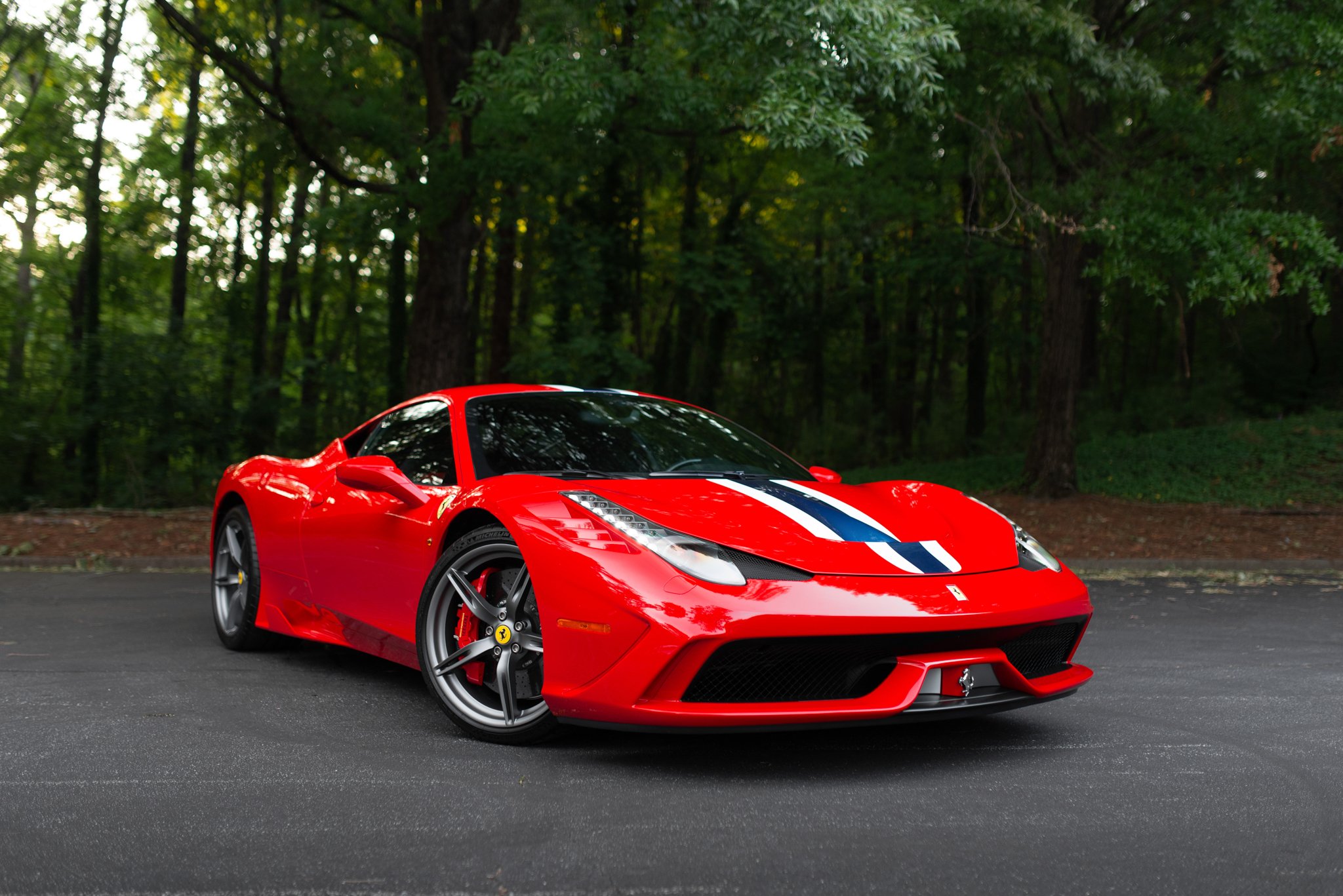 2015 Ferrari 458 Speciale Nart stripes