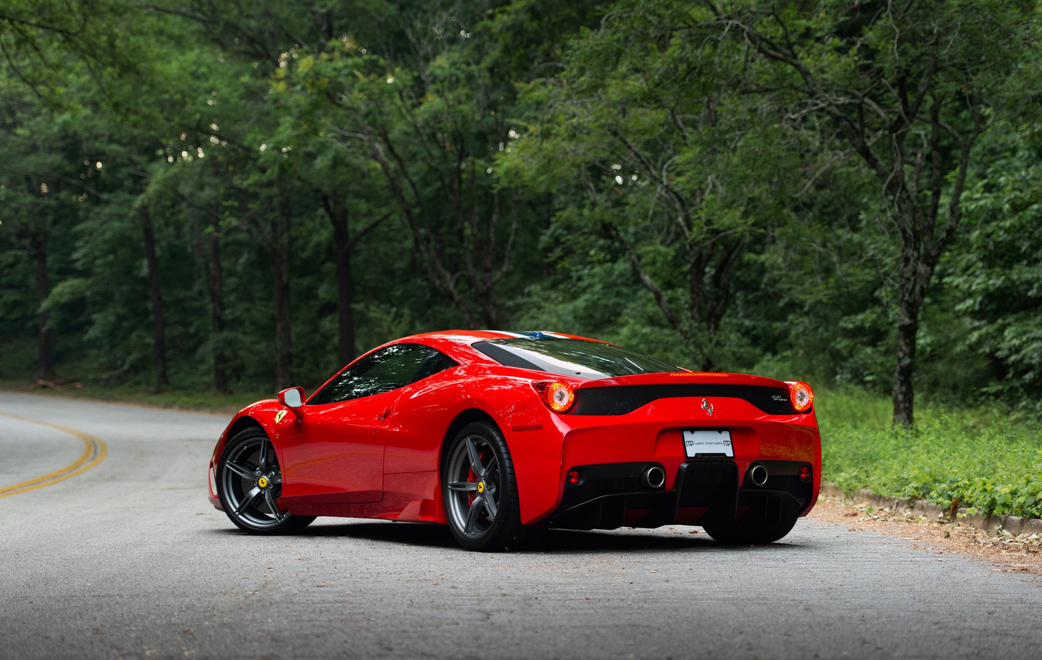 2015 Ferrari 458 Speciale Nart stripes