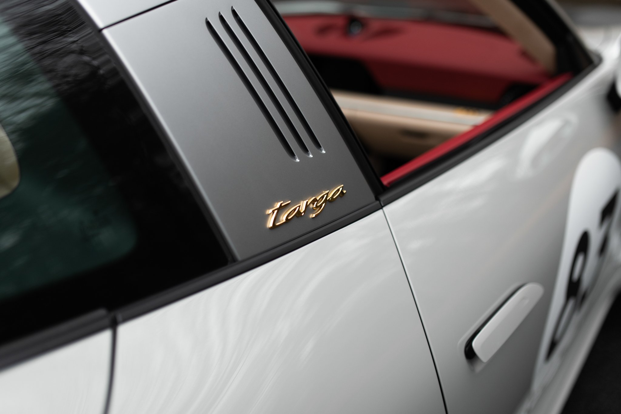 2021 Porsche 911 Targa 4S Heritage Edition