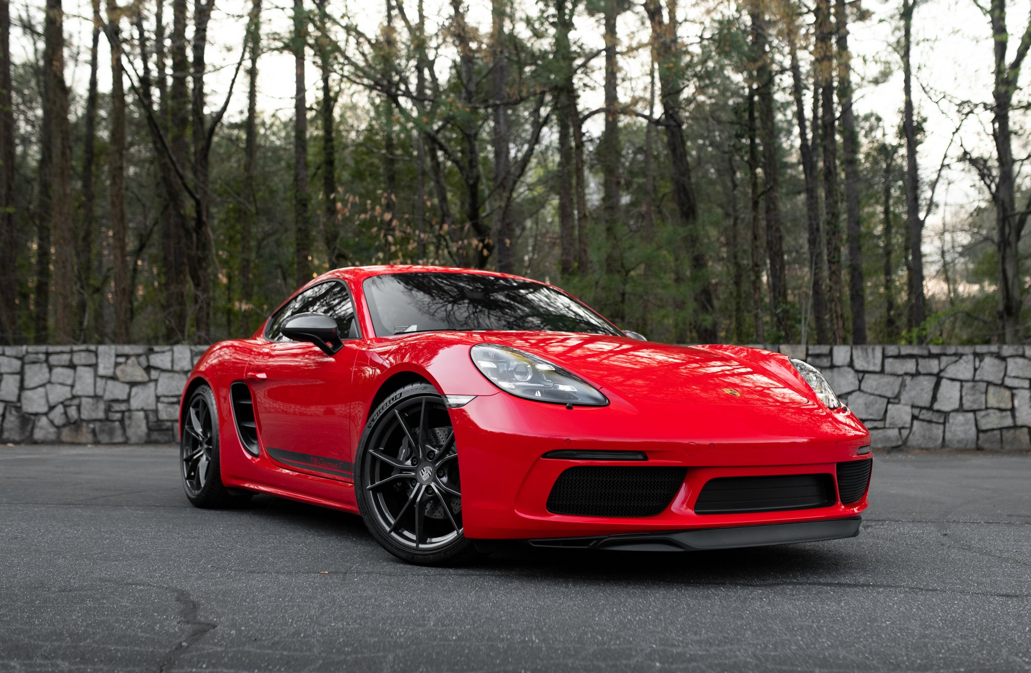 2022 Porsche 718 Cayman T