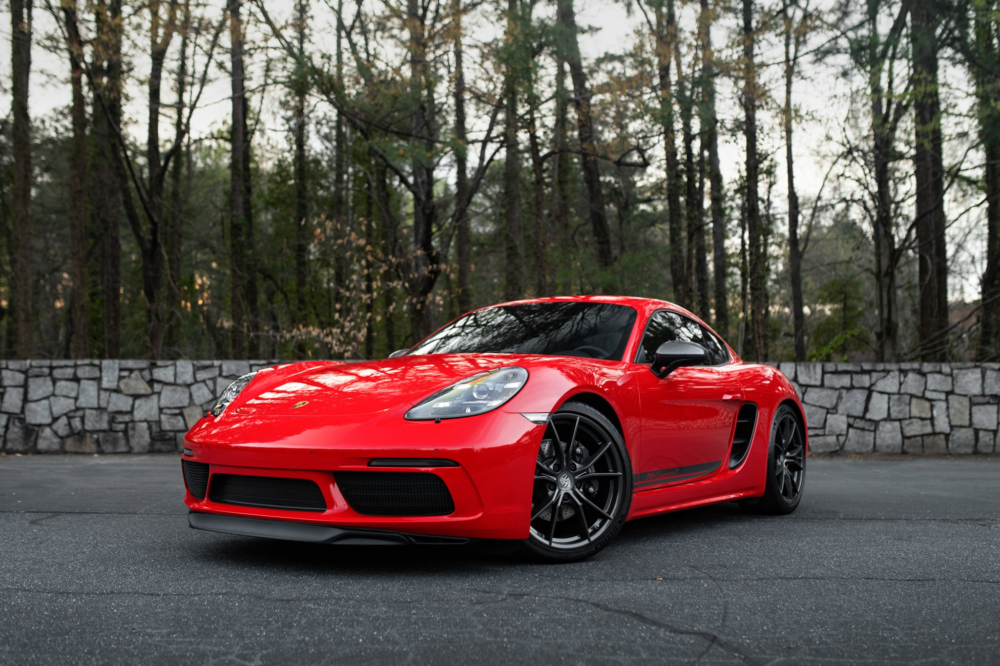 2022 Porsche 718 Cayman T