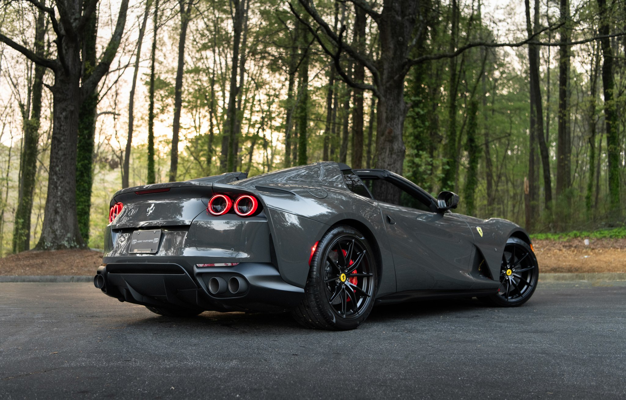 2021 Ferrari 812 GTS