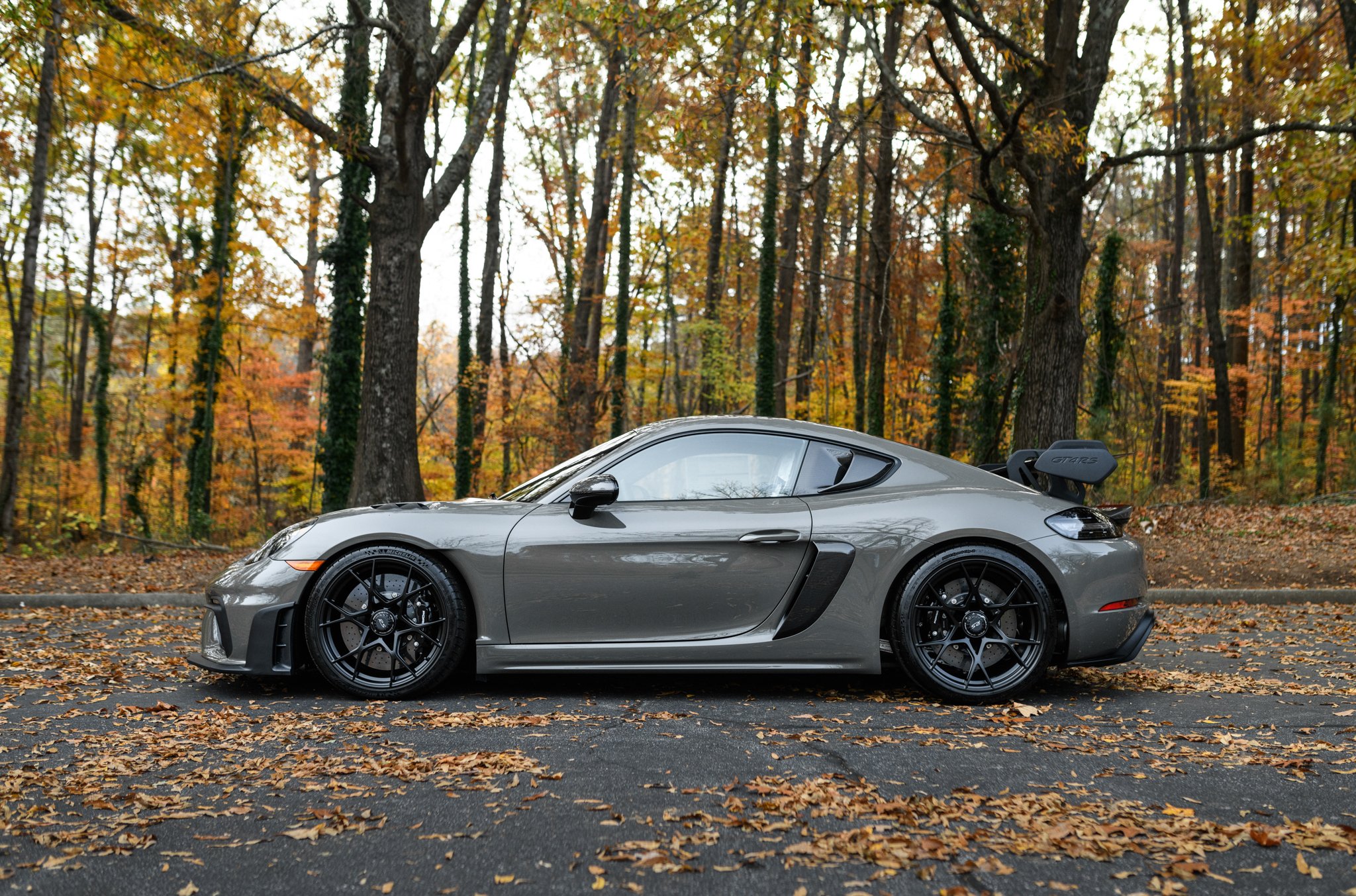 2023 Porsche GT4RS