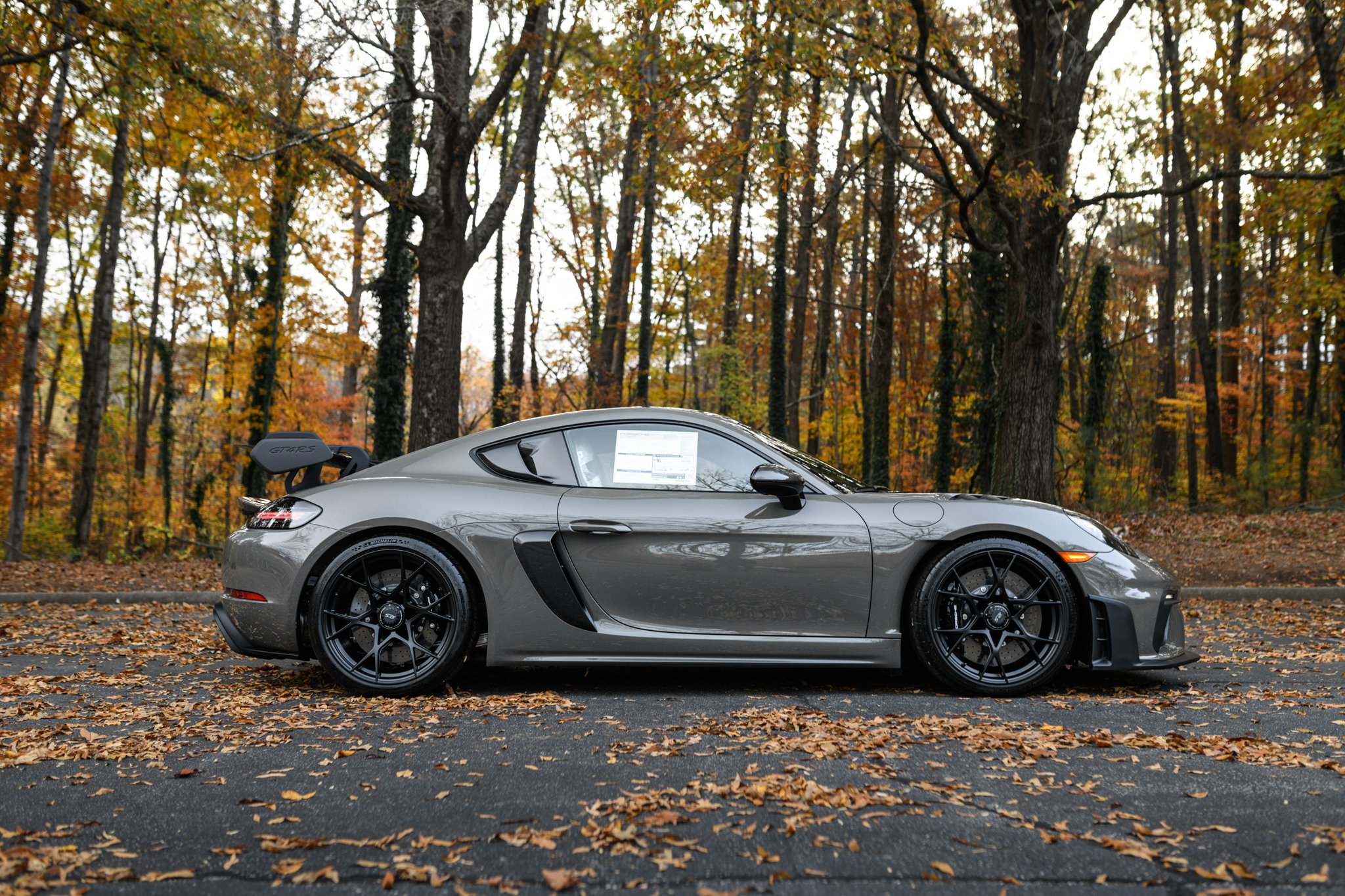 2023 Porsche GT4RS