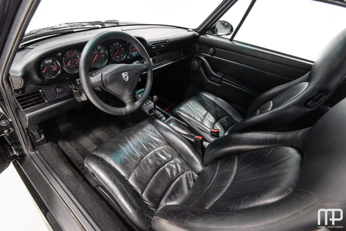 1997 Porsche 911 Carrera 4S (993)