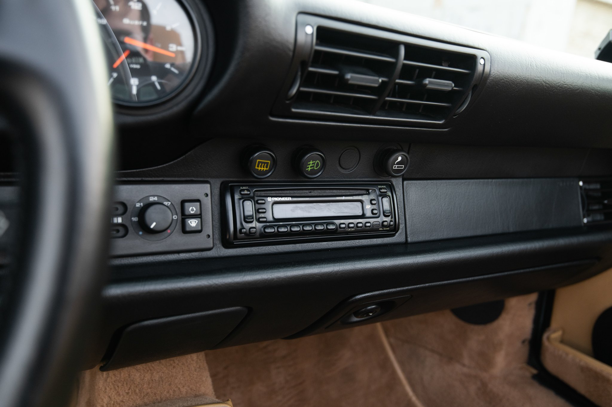 1992 Porsche Carrera 2 Cabriolet