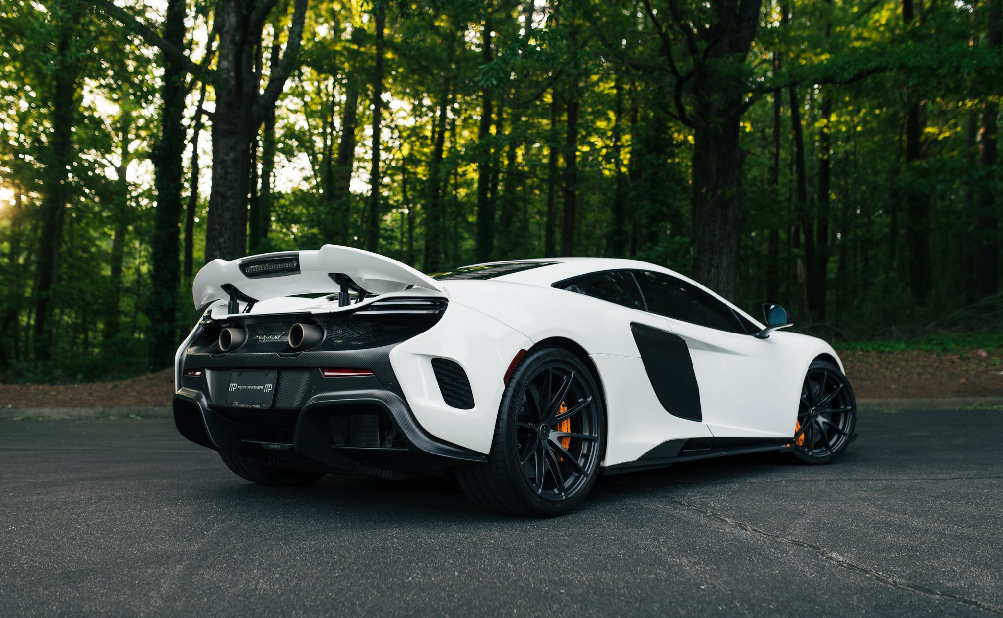 2016 McLaren 675LT