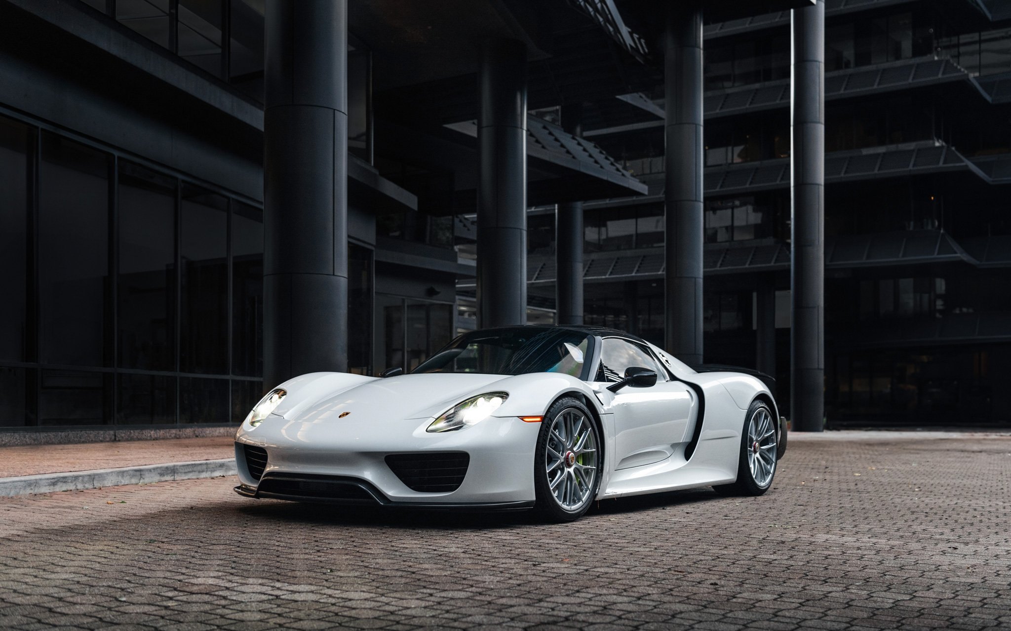 2015 Porsche 918 Spyder