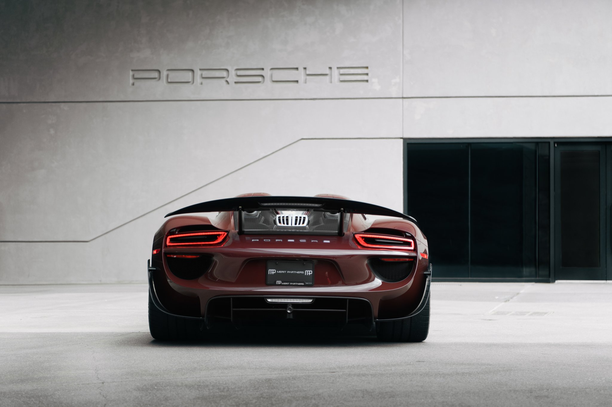 2015 Porsche 918 Spyder Weissach Package