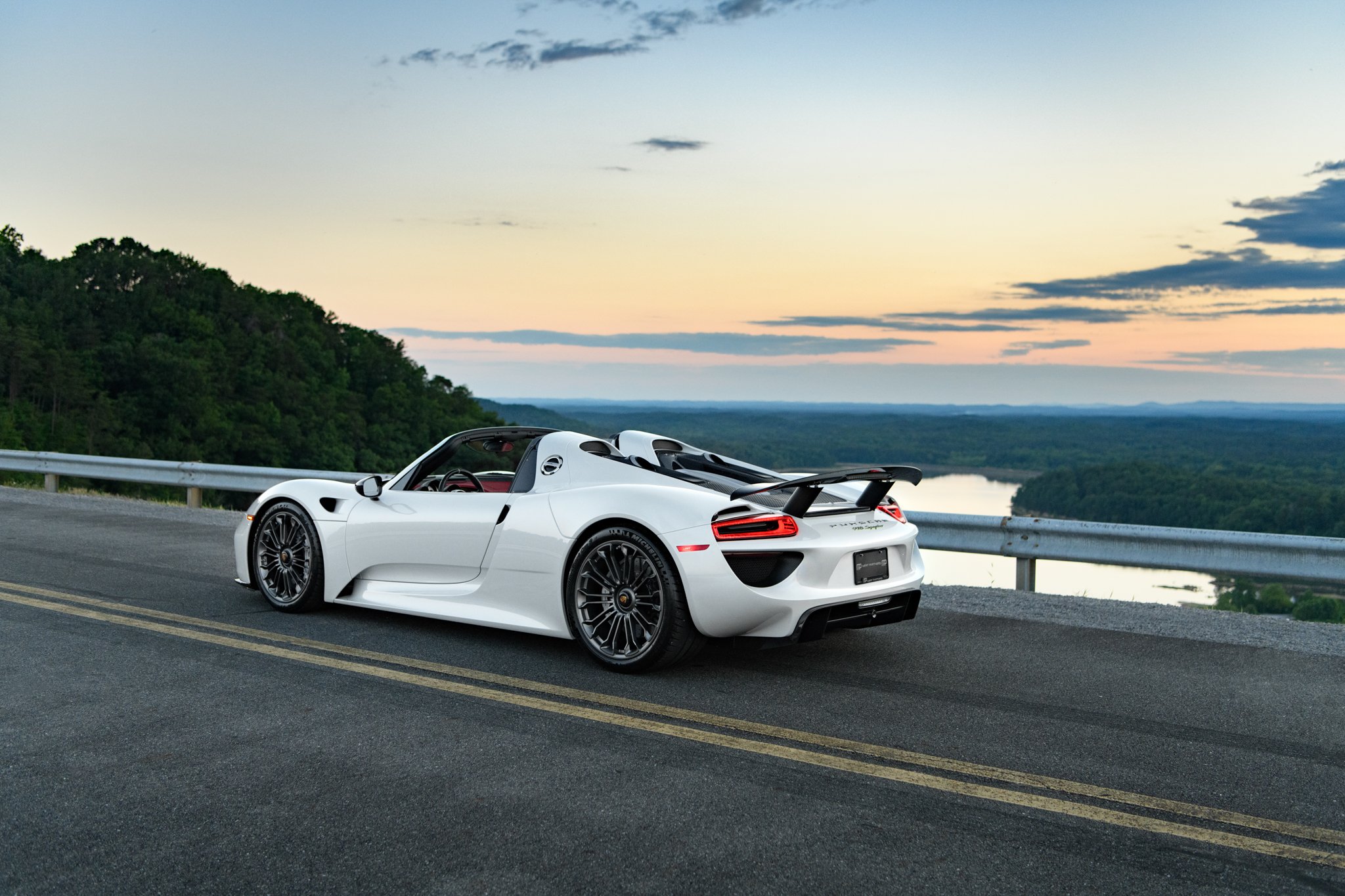 2015 Porsche 918 Spyder