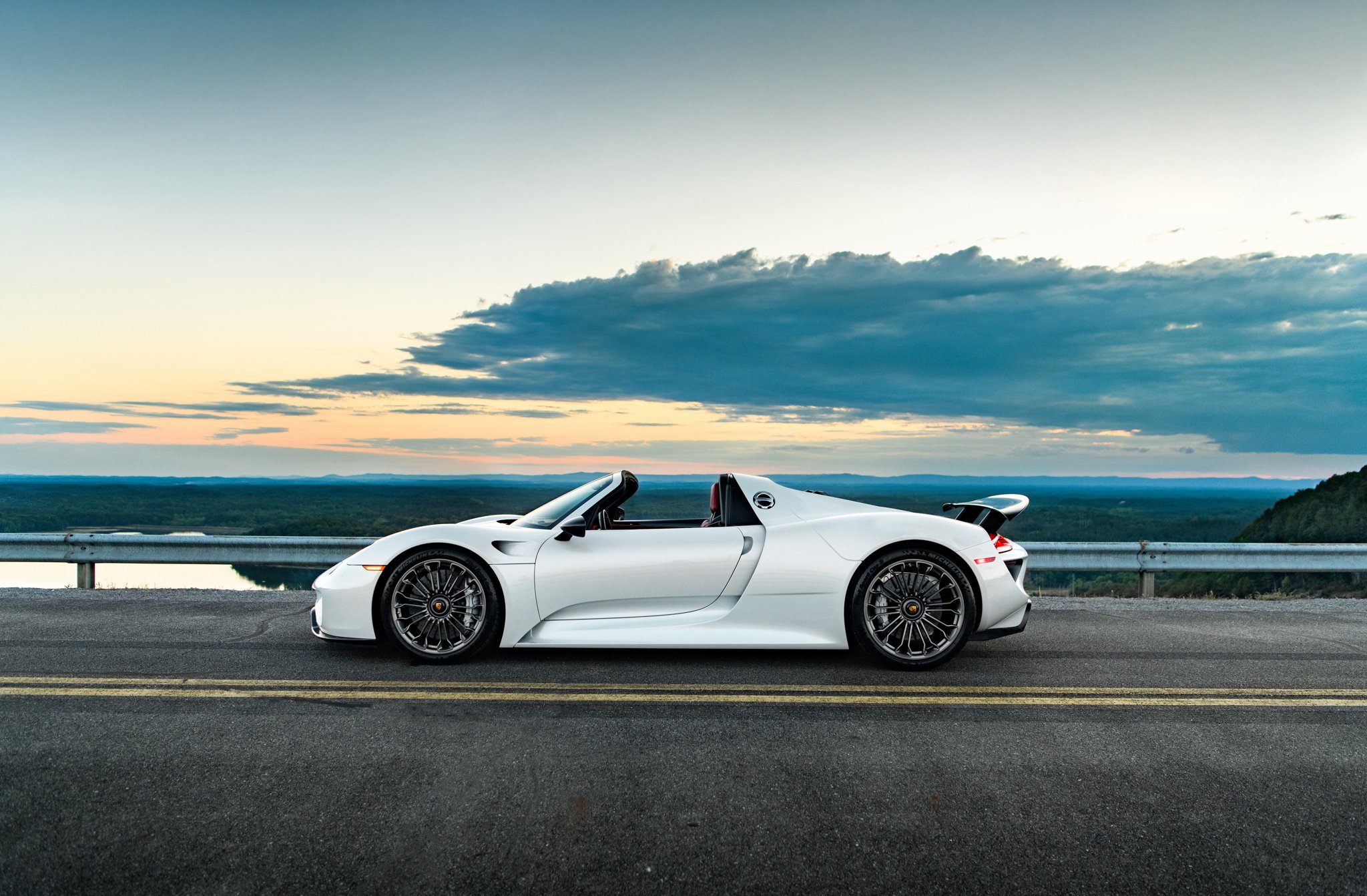 2015 Porsche 918 Spyder