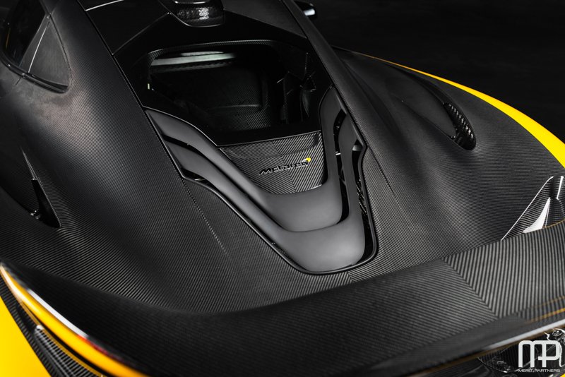 2013 McLaren P1 VP4