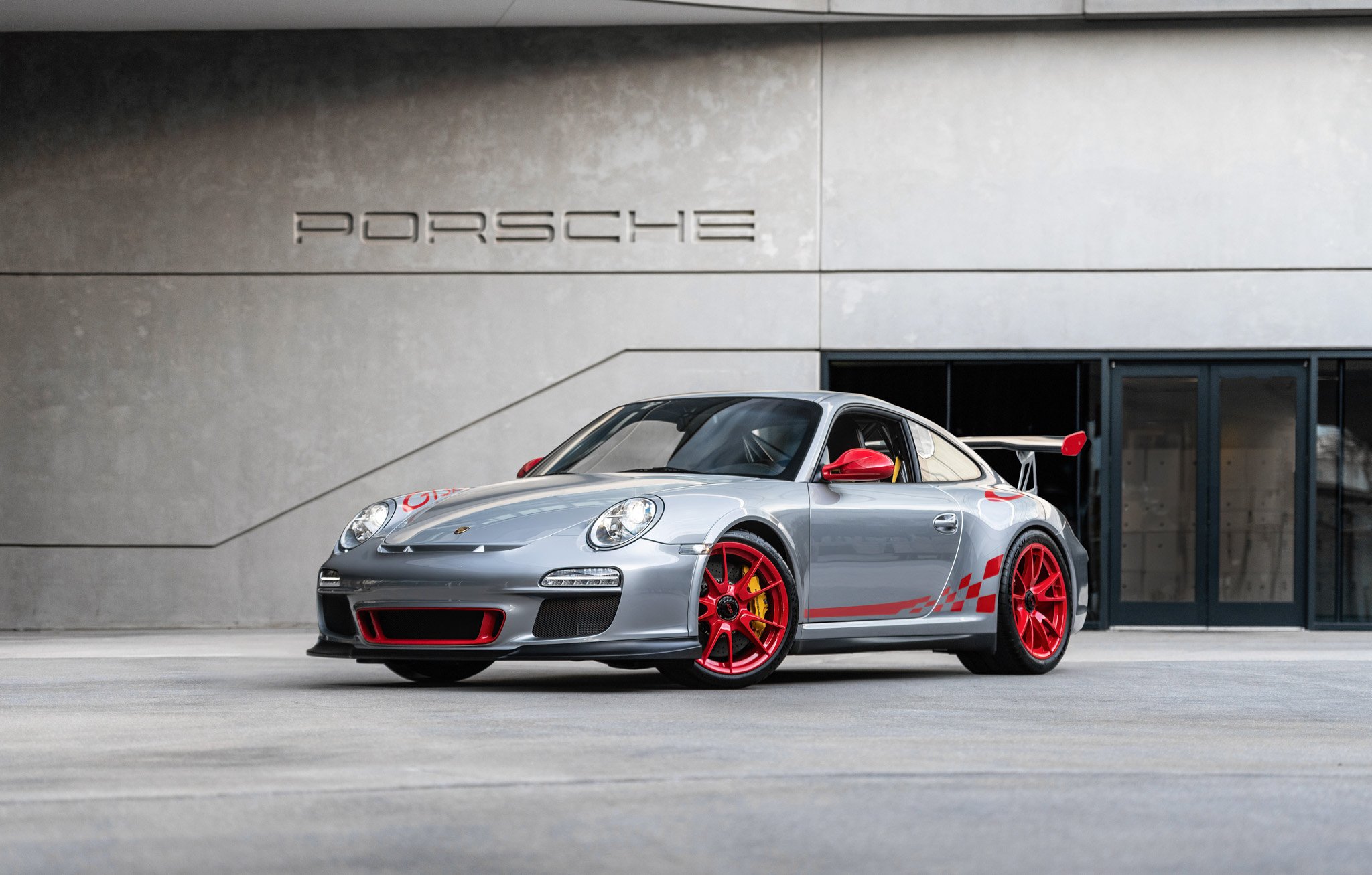 2010 porsche gt3rs in gt silver metallic