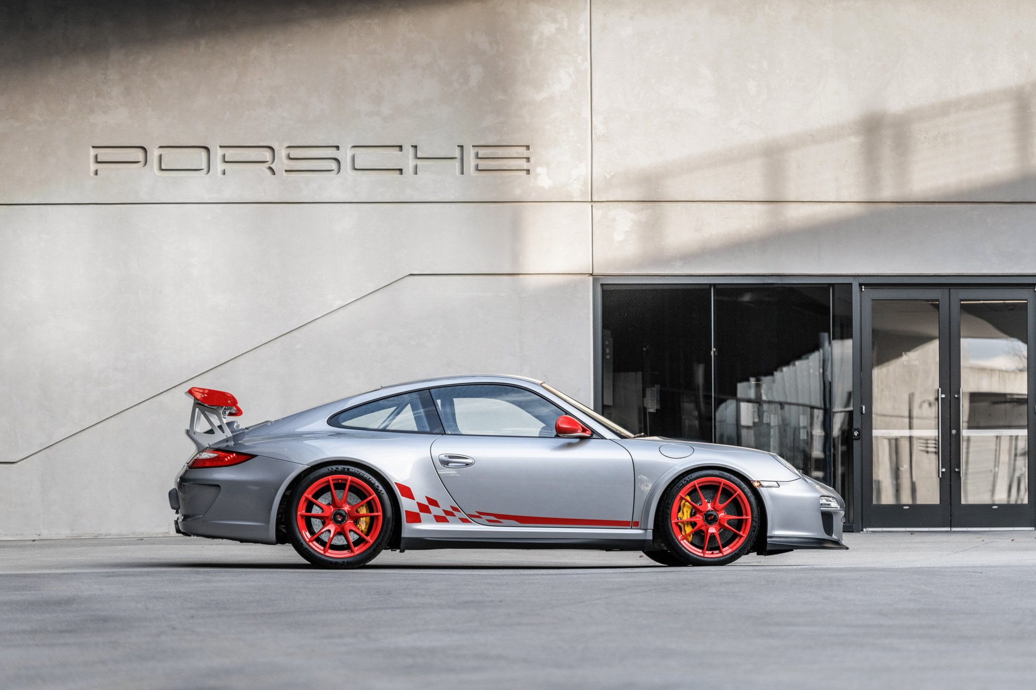 2010 porsche gt3rs in gt silver metallic