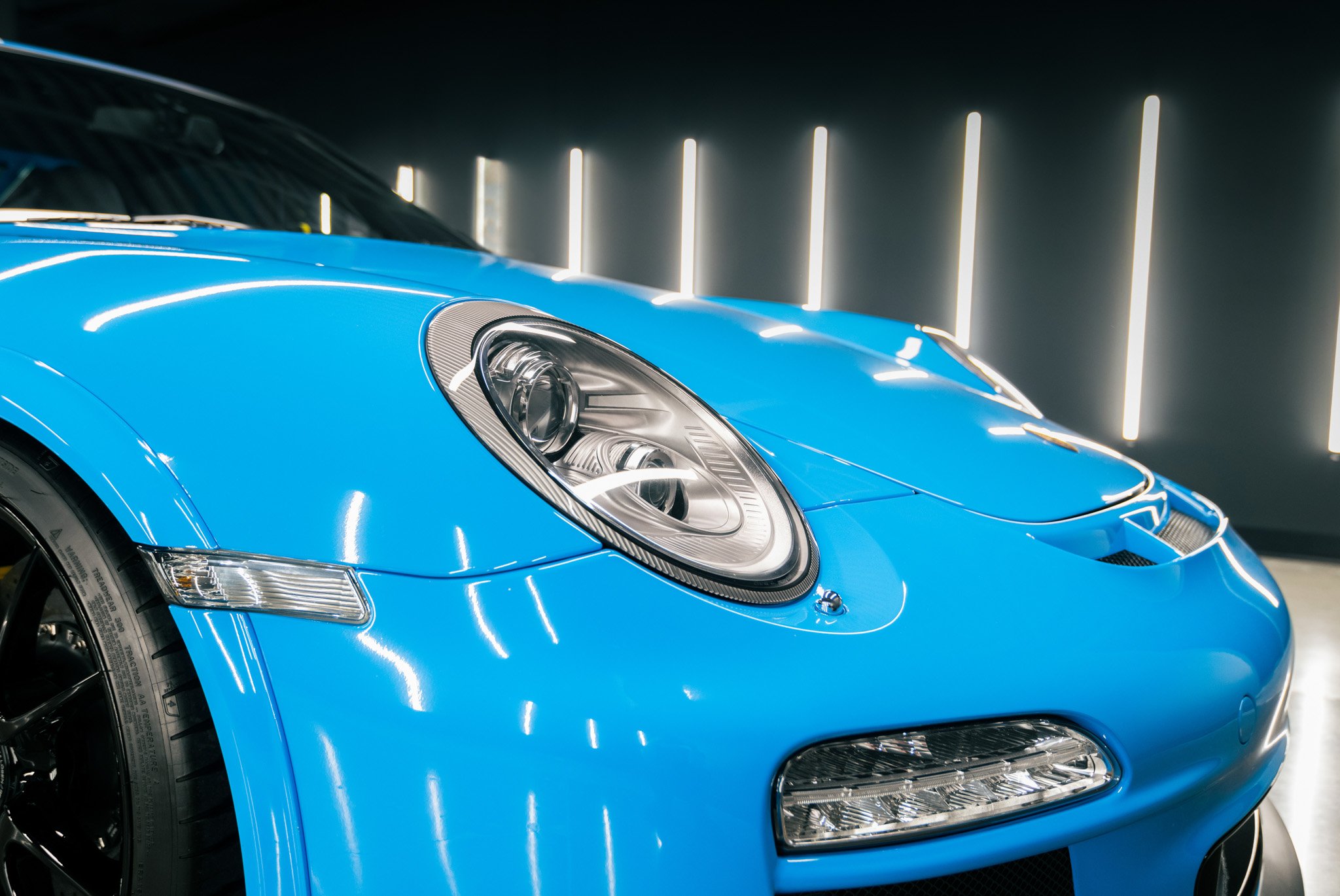 2011 Porsche GT3RS in Riviera Blue